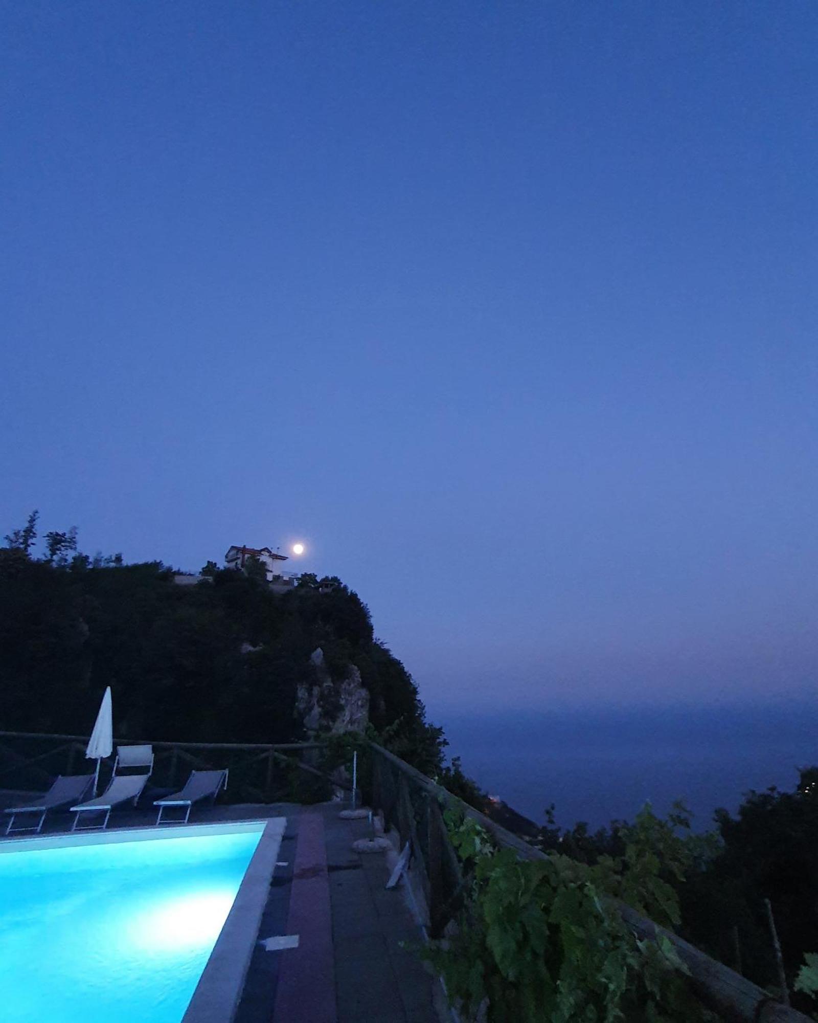 La Cicogna Bed & Breakfast อาเจโรลา ภายนอก รูปภาพ
